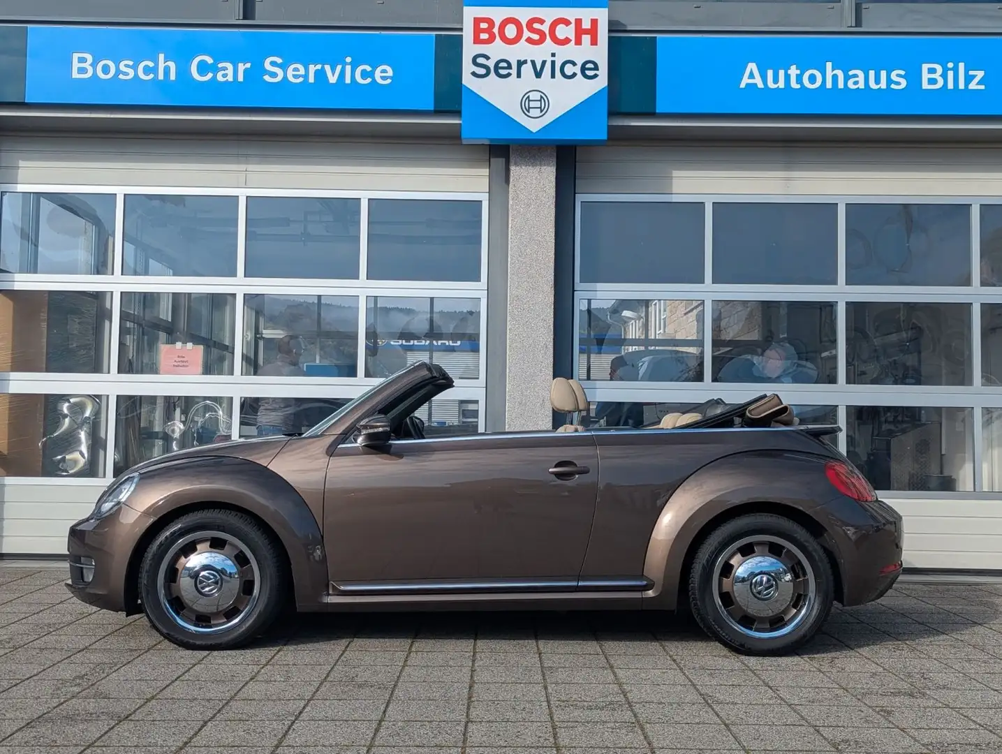 Volkswagen Beetle Cabriolet Design*DSG*1.Hd.Xenon*Navi* Brun - 2