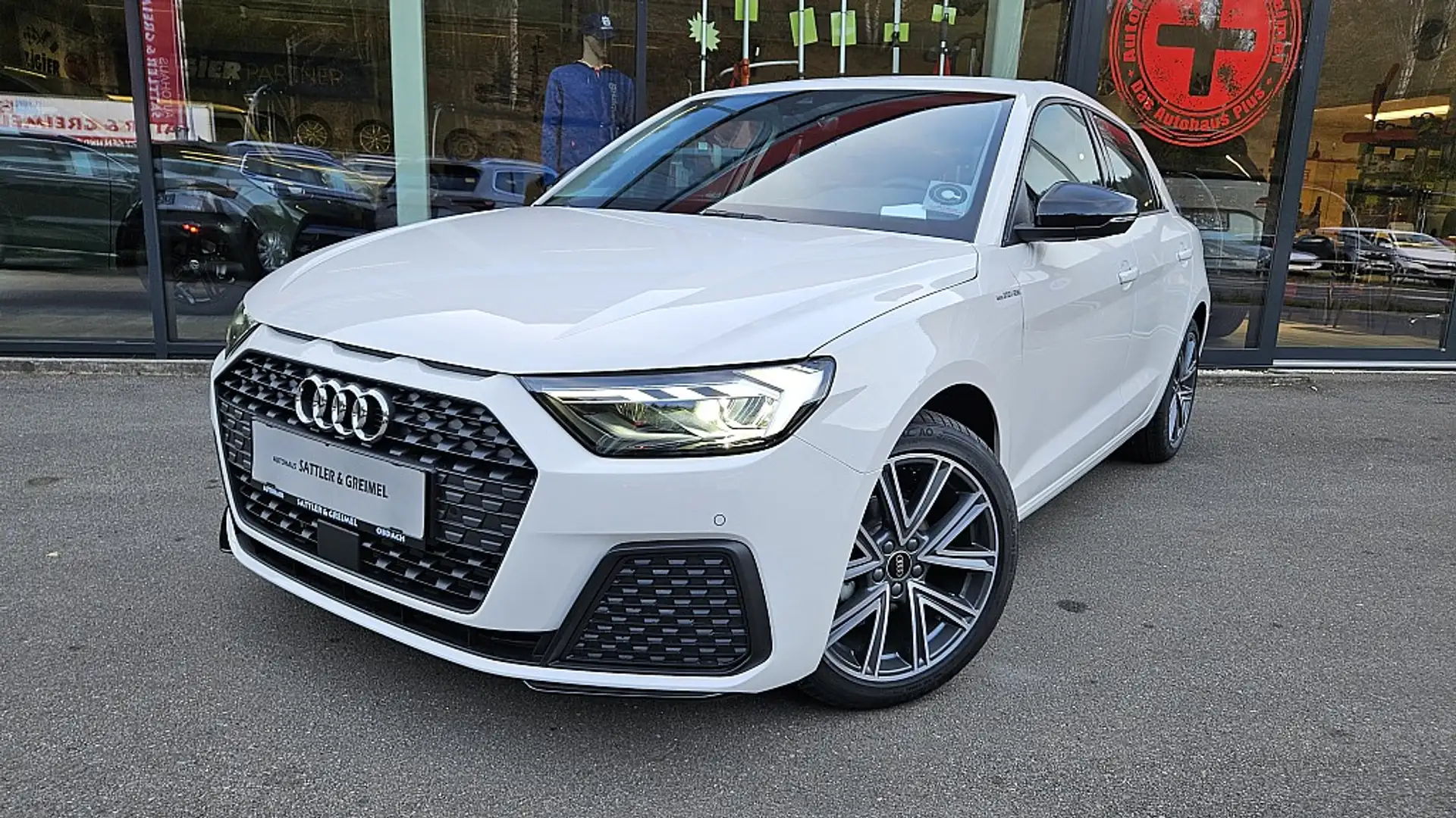 Audi A1 SB 25 TFSI intense S-tronic*Kamera* Weiß - 1