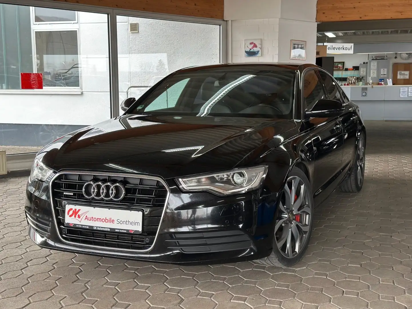 Audi A6 Lim. 3.0TDI quattro*Nav*Bi-Xen*AHK*S-Line*20" Negro - 1