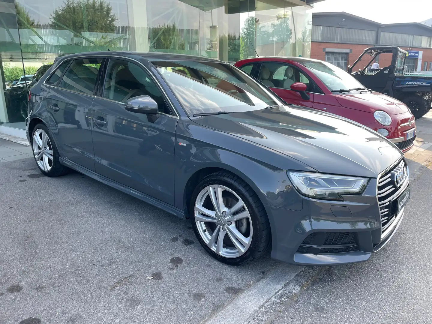 Audi A3 A3 Sportback  30 1.6 tdi Admired s.line autom Grigio - 1