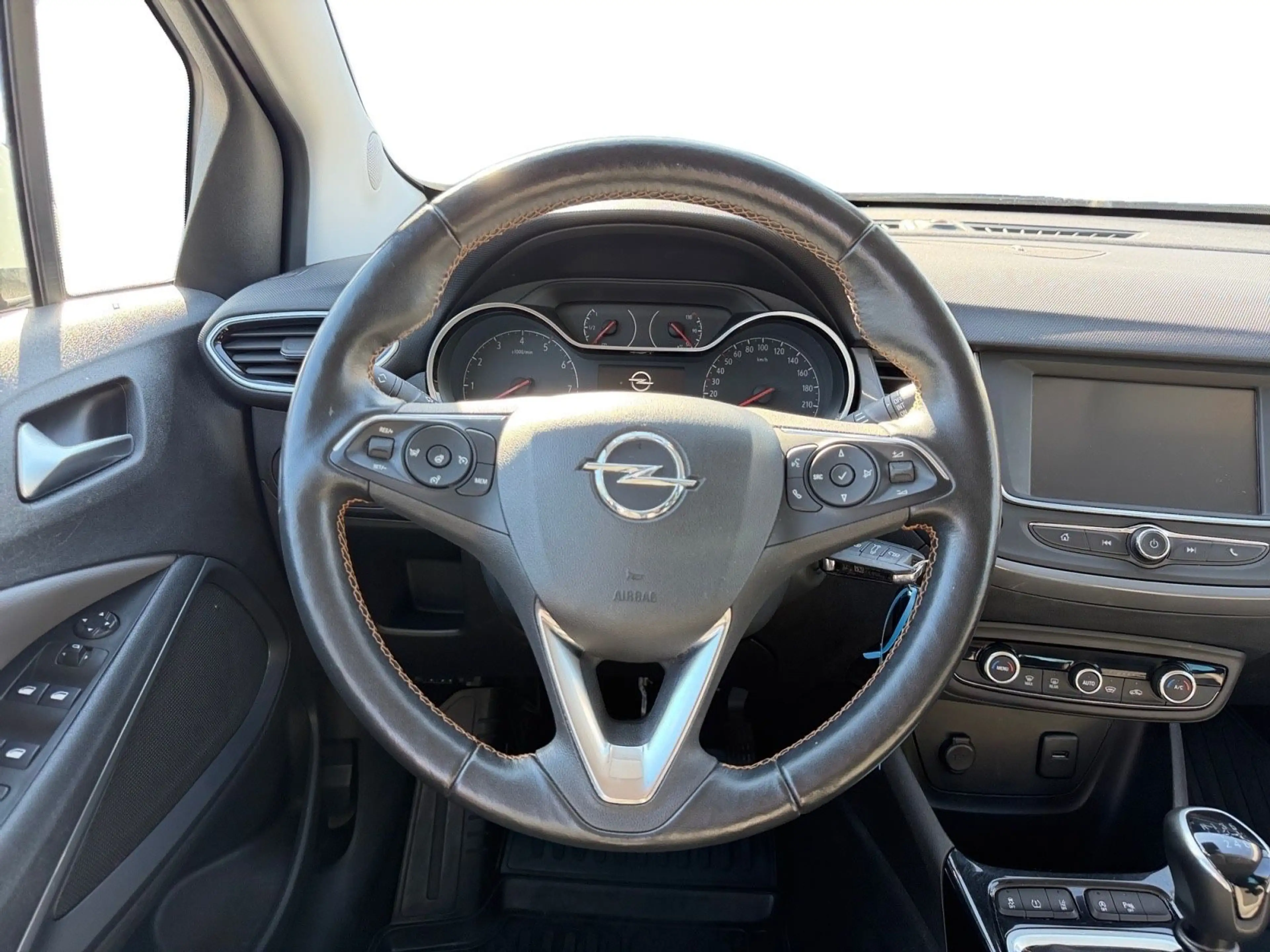 Opel Crossland X Rückfahrkamera — photo 13