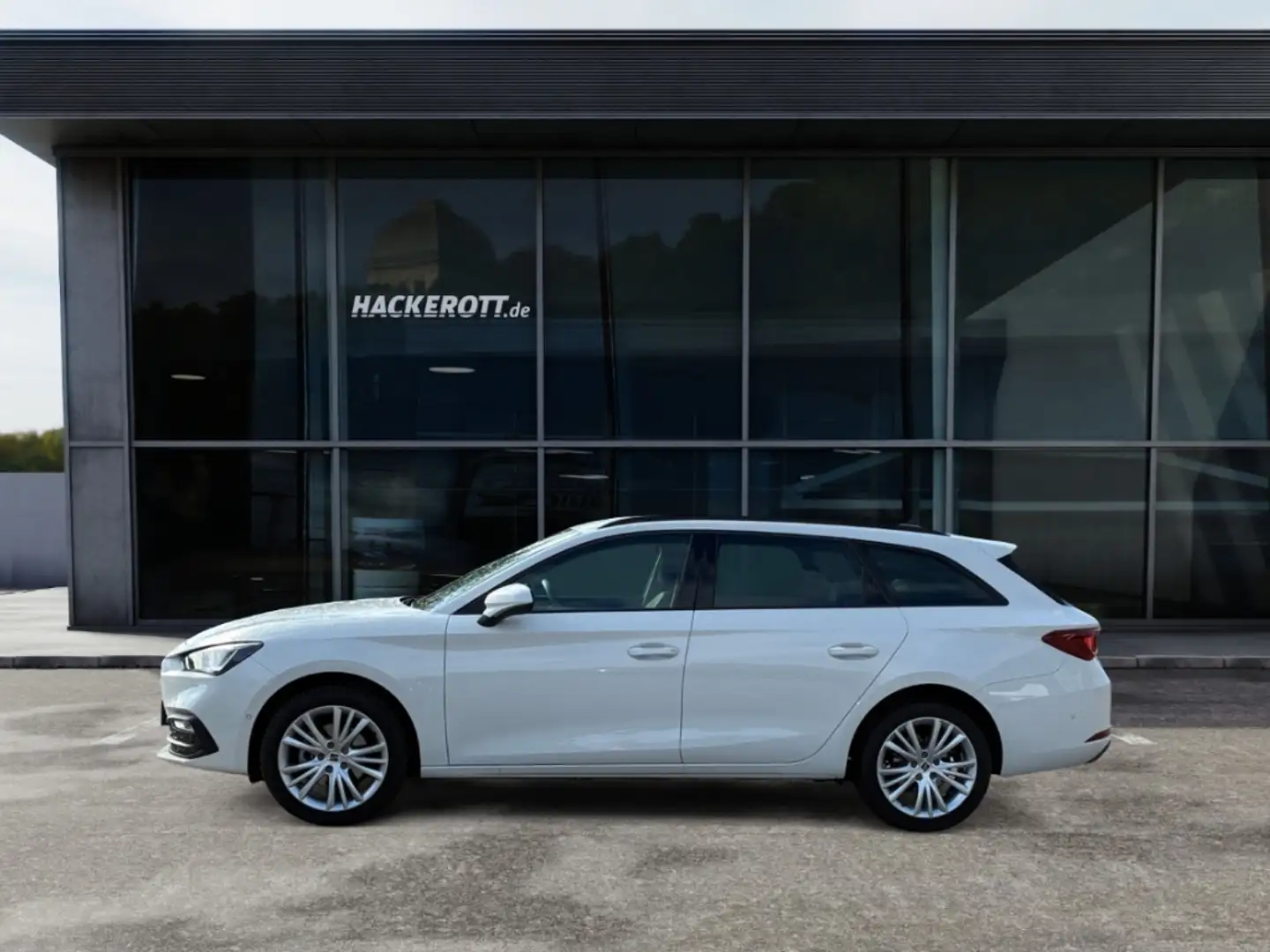 SEAT Leon ST Style 1.0 TSI PDC FullLink ACC Klimaa. Weiß - 2