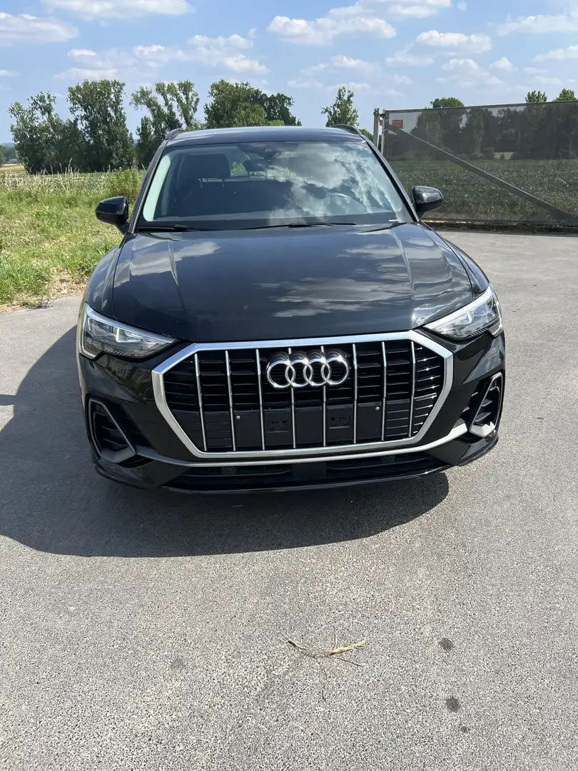 Audi Q3 35 TFSI S tronic - 1