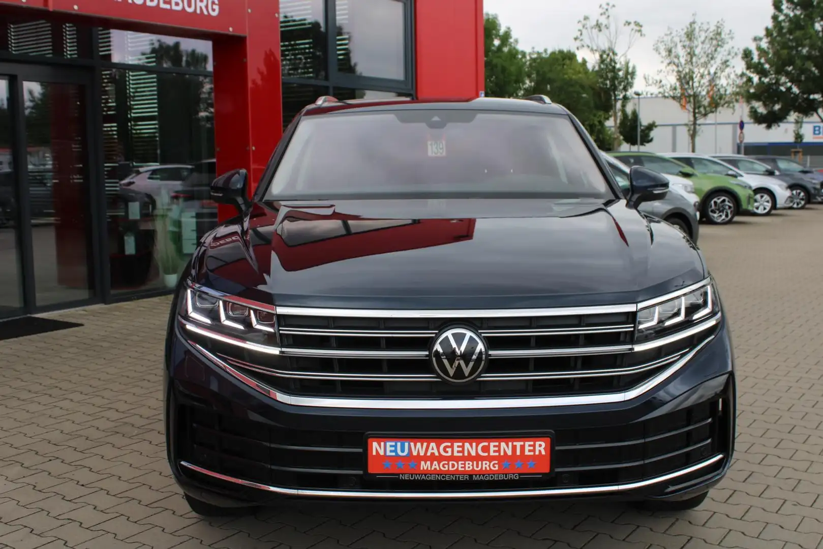 Volkswagen Touareg 3.0 V6 TDI Elegance*4x4*MATRIX*AHK*LUFTFEDERUNG*NA Blau - 2