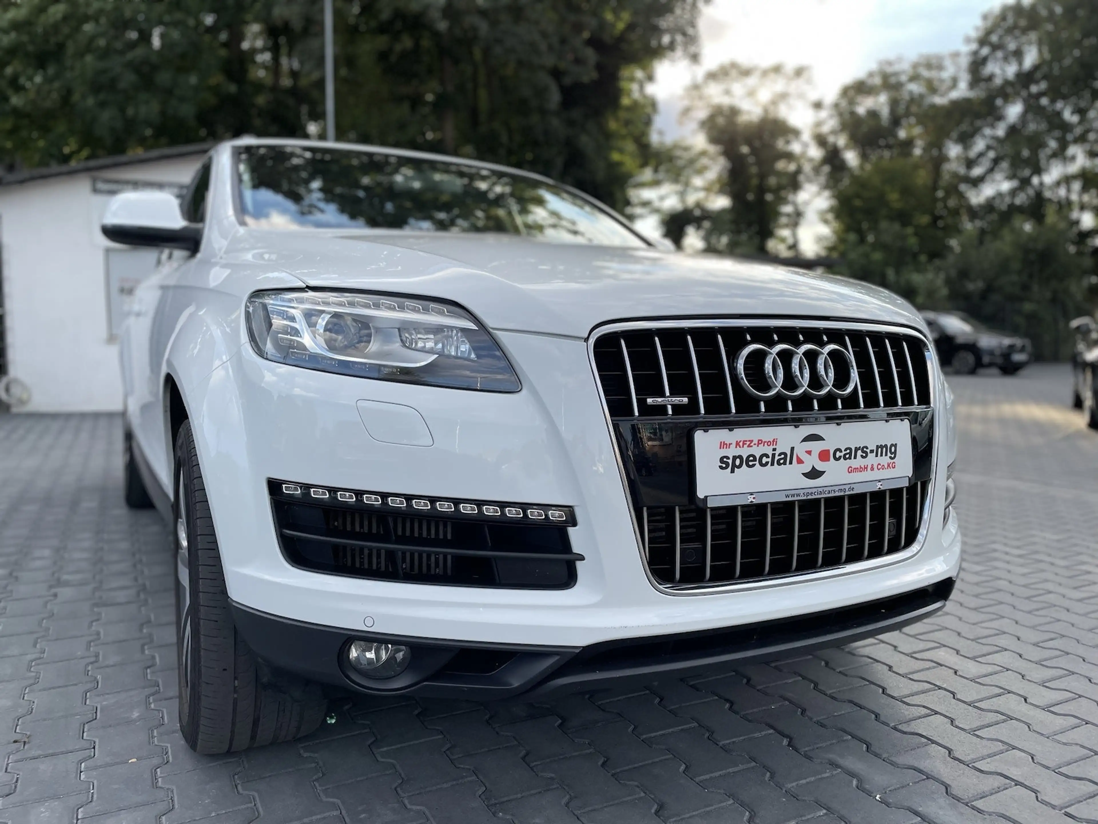 Audi Q7 3.0 TDI quattro/7 Sitze/Automatik/Tiptronic — photo 2