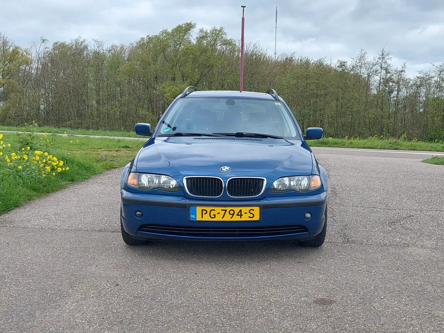 BMW 318 318i Touring Blauw - 2