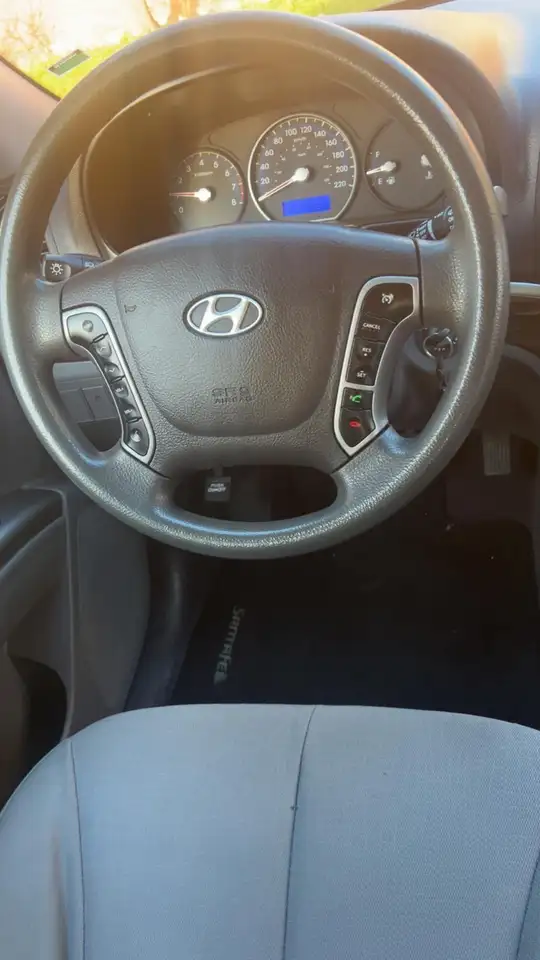 Hyundai SANTA FE снимка Hyundai SANTA FE