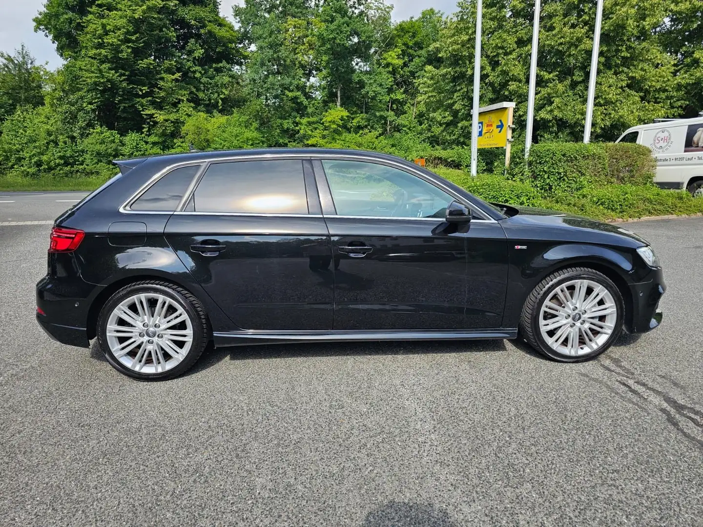 Audi A3 Sportback sport S LINE Schwarz - 2