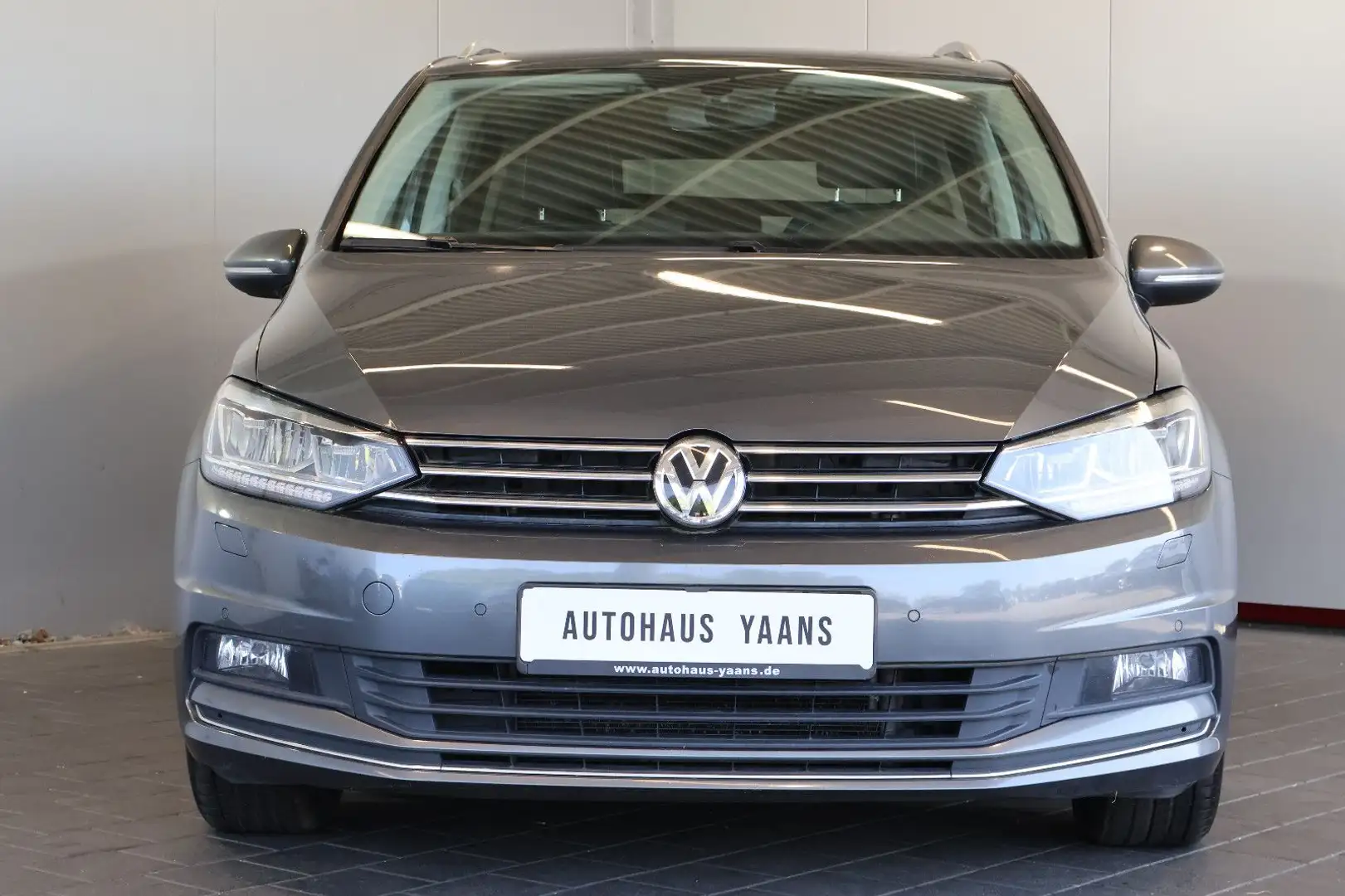 Volkswagen Touran 2.0 TDI DSG Join ACC+NAVI+LED+ALU+PANO Grau - 2