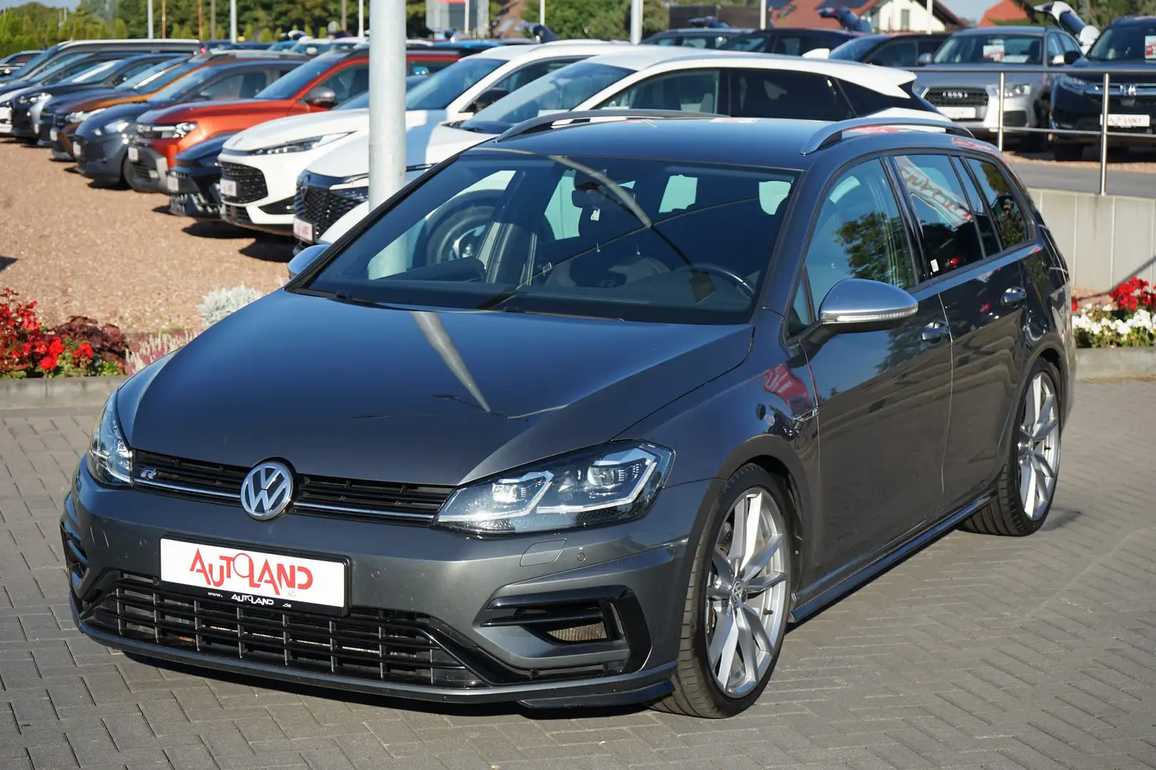 Volkswagen Golf VII Variant 2.0 R 4Motion DSG LED Navi ACC VC Grau - 2