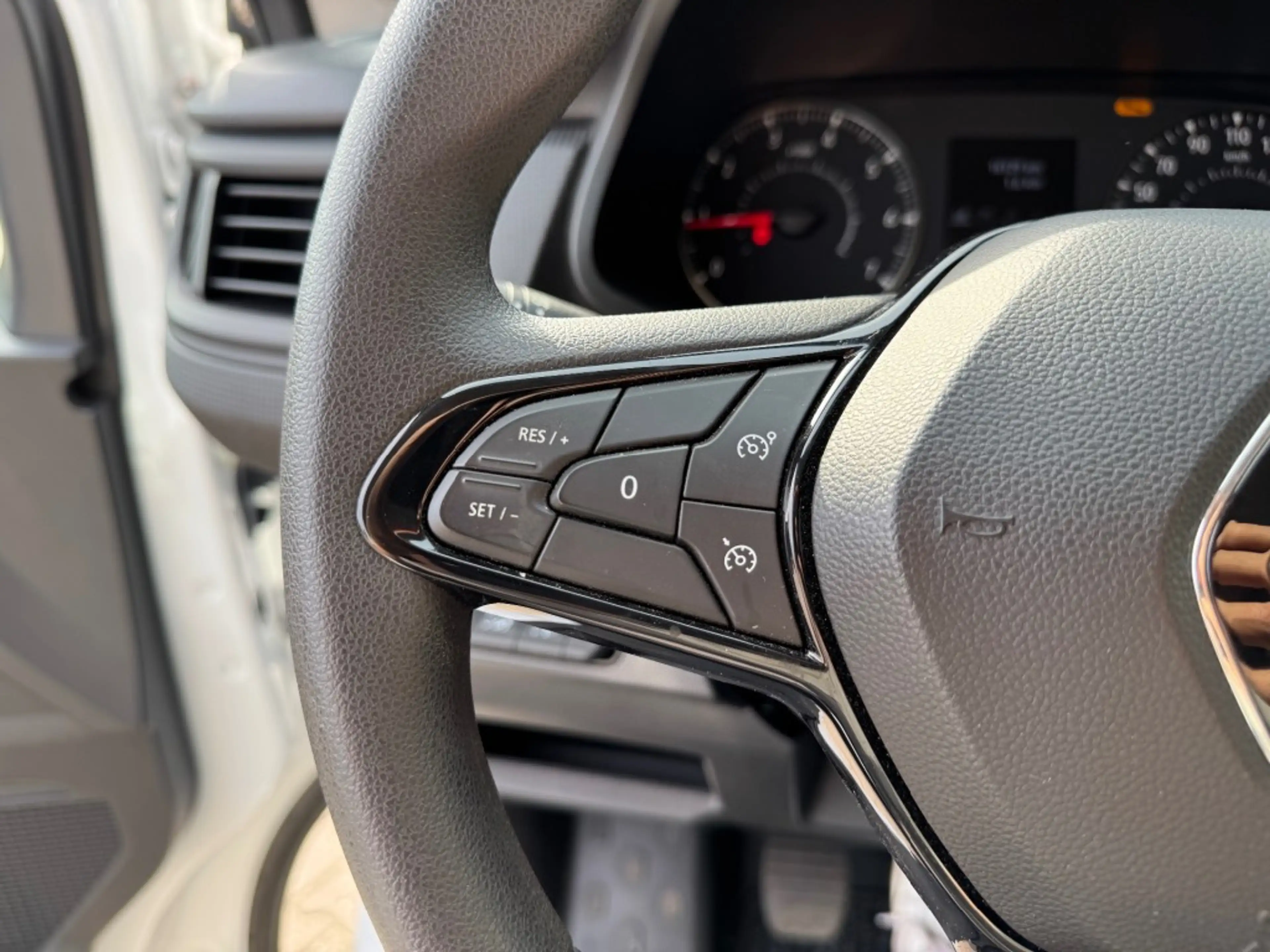 Renault Trafic 2.0 D 150pk  L2H1 Navi - carplay/android auto - bi — photo 7