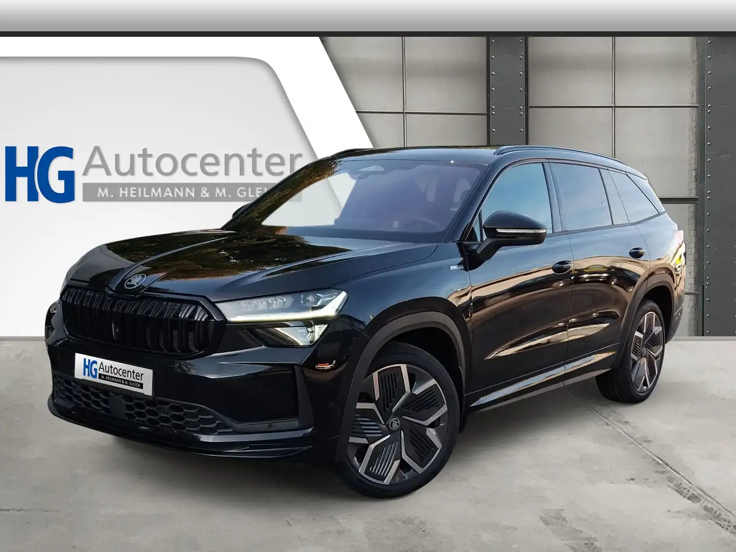 Skoda Kodiaq Sportline 1.5TSI Plug In Pano AHK 20" Zwart - 1