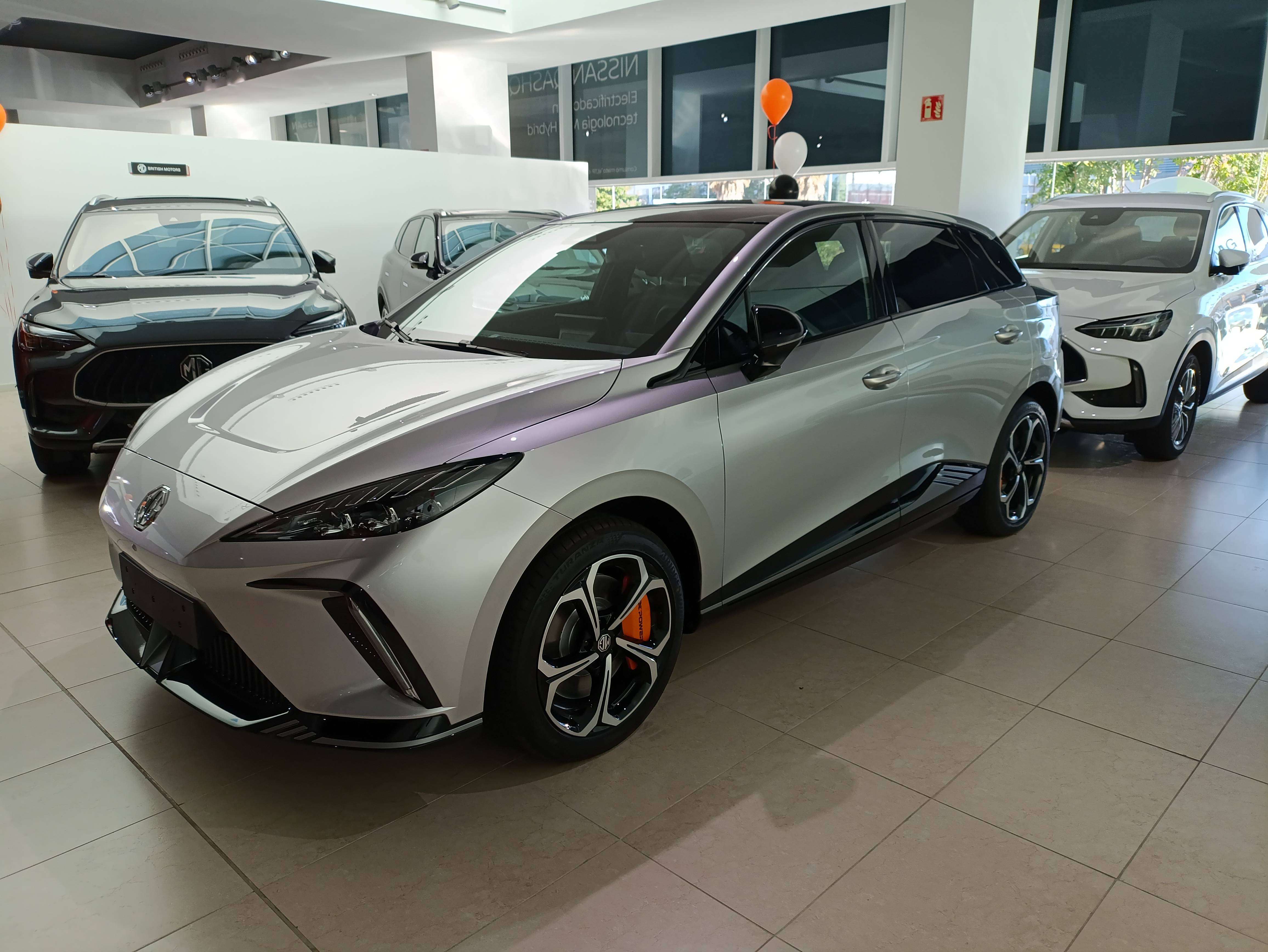 MG MG4 MG4 XPower 64kWh XPower - foto 1