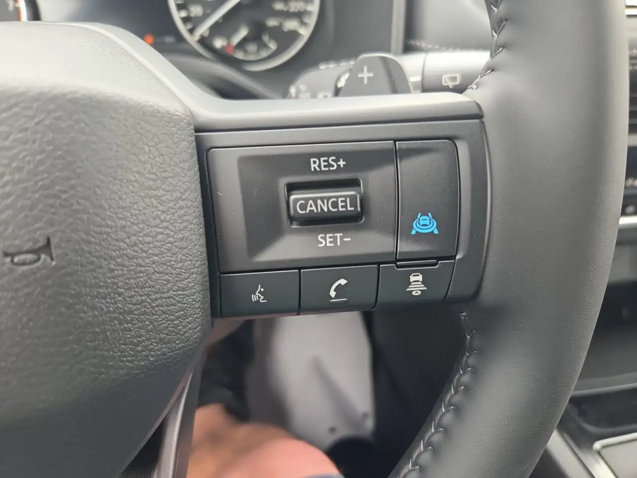 Nissan Rogue photo Nissan Rogue