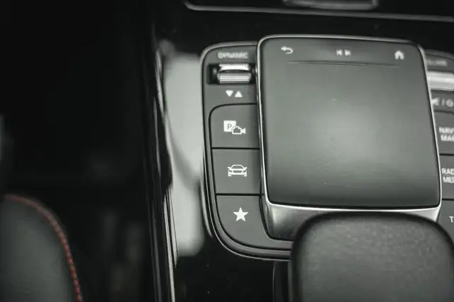 Mercedes-Benz Cla view 27