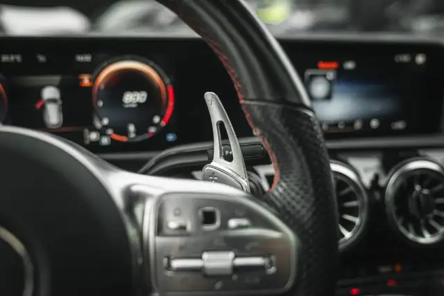 Mercedes-Benz Cla view 19