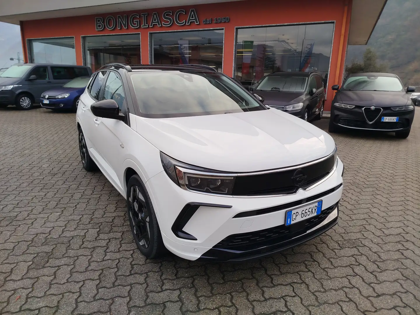 Opel Grandland 1.6 PHEV GSE AWD 300CV AUTO Bianco - 1