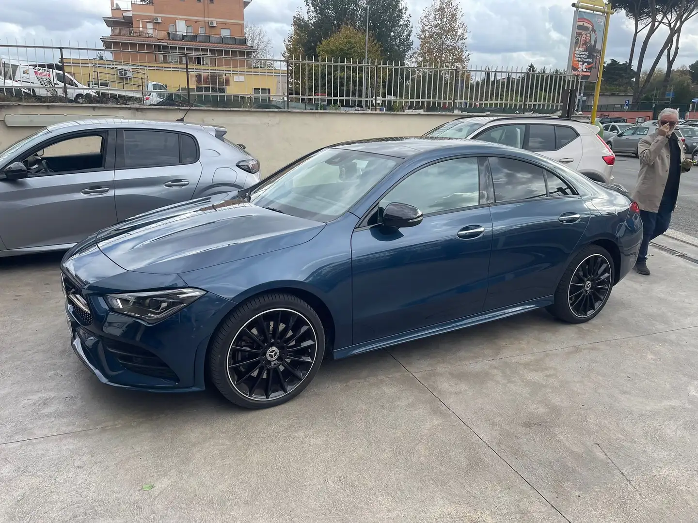 Mercedes-Benz CLA 250 e Plug-In Hybrid – Full Optional Albastru - 2