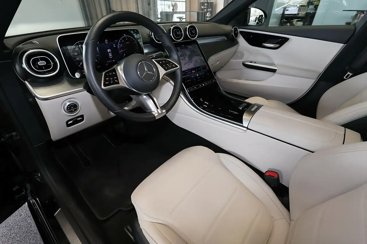 Mercedes-Benz C 200 PANO+LEDER BEIGE+18 ZOLL+TOTWINKEL 9