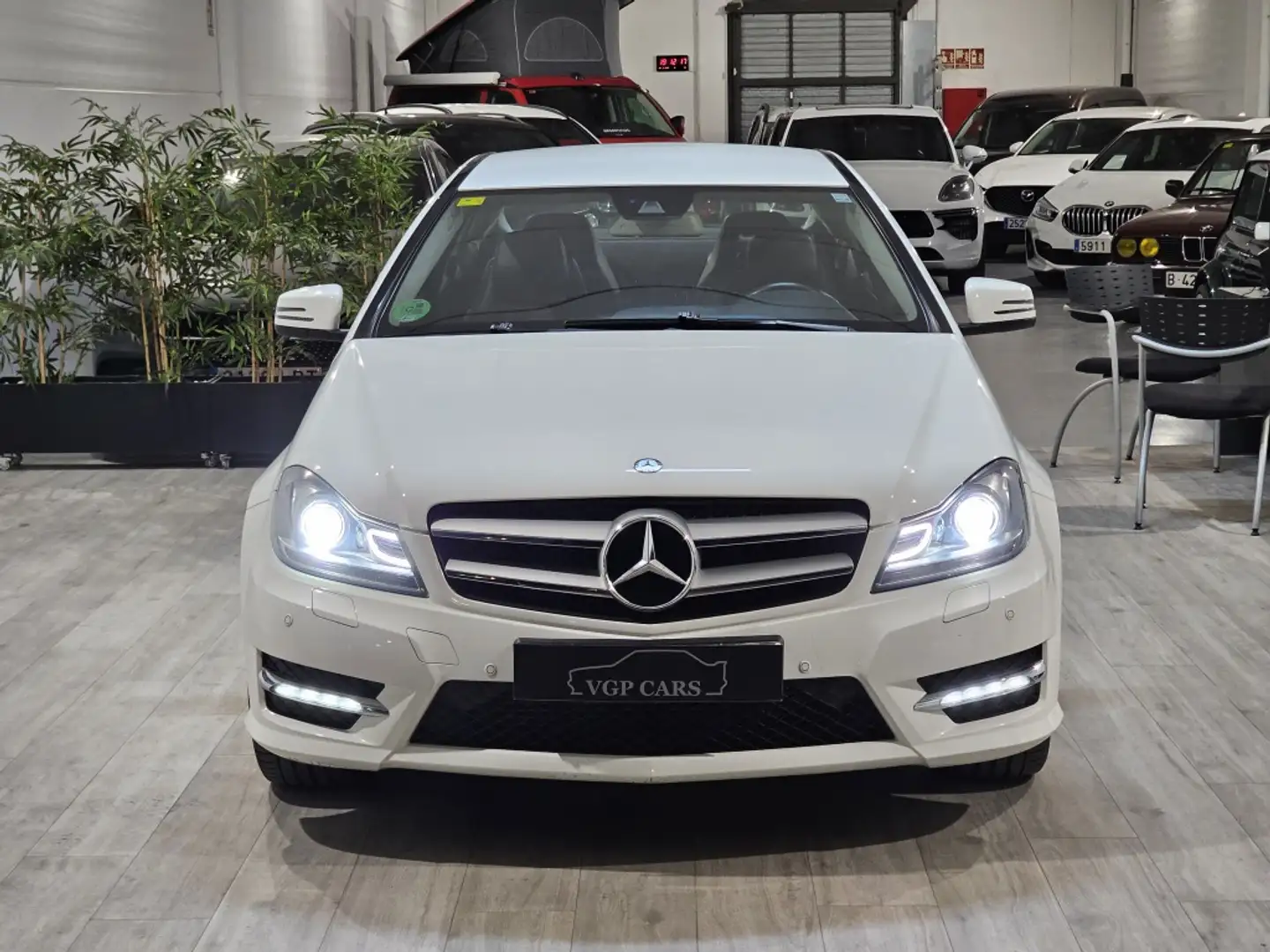Mercedes-Benz C 180 Coupé BE Blanco - 2