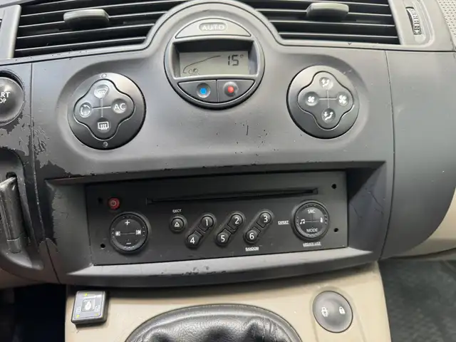 Renault Grand Scenic view 12