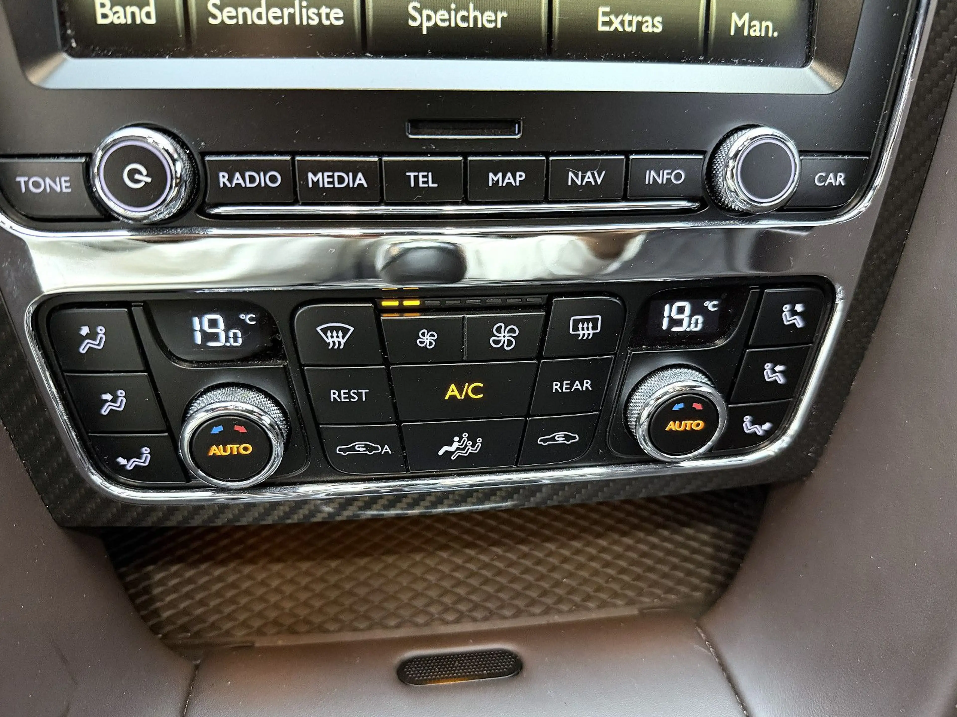 Bentley Continental GT Speed *SHZ*RFK*ACC* — photo 14
