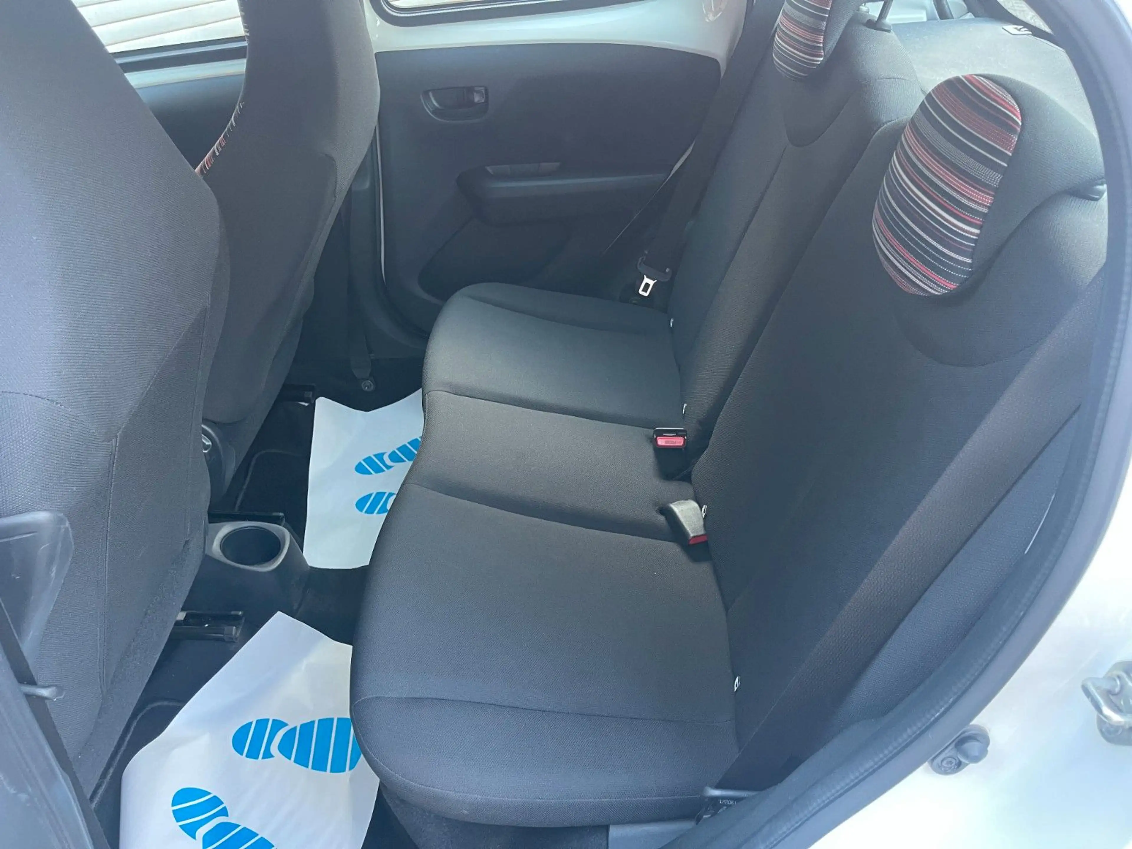 Citroen C1 Feel — photo 14