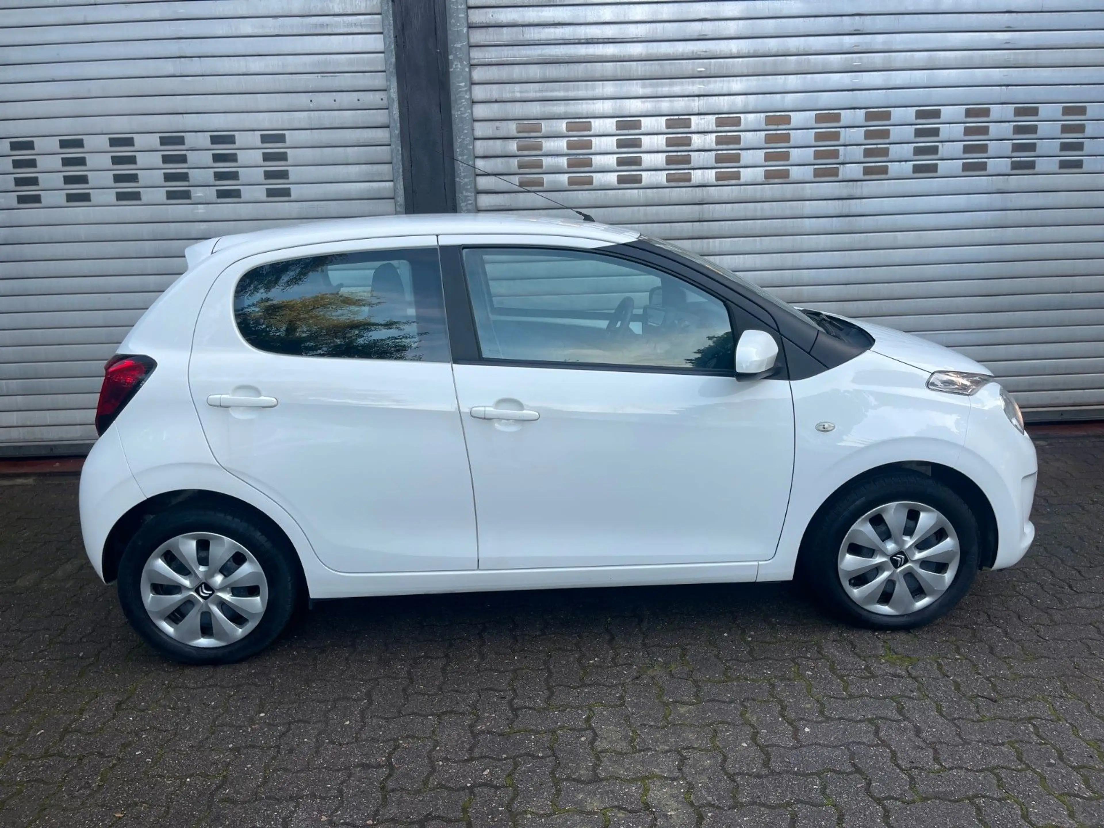 Citroen C1 Feel — photo 9