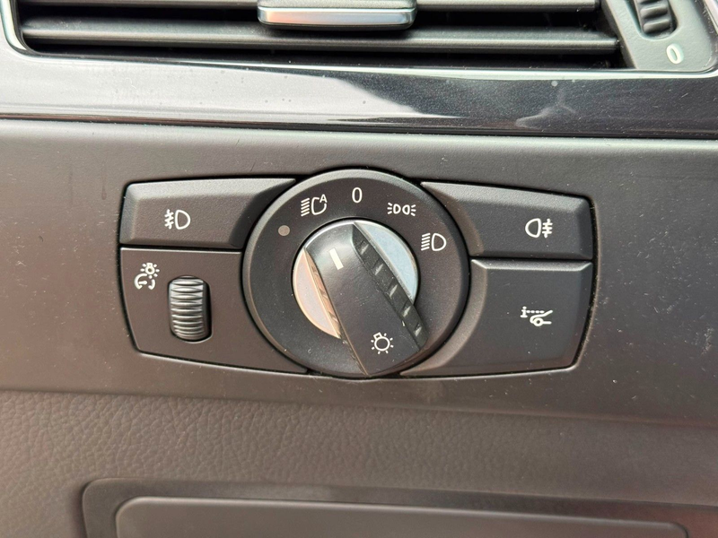 BMW 525 5 Touring 525d*GARANTIE*TÜV-NEU*NAVI*XENON — photo 9