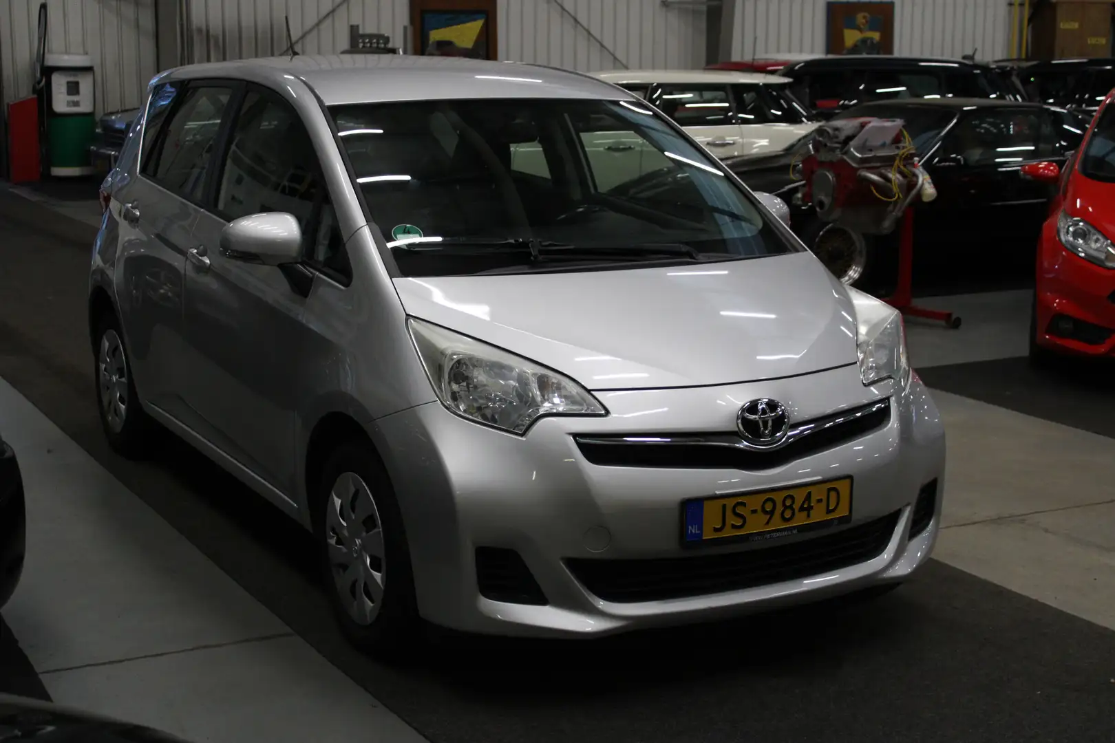 Toyota Verso-S 1.3 VVT-i Aspiration Automaat Volledige historie a Gri - 2