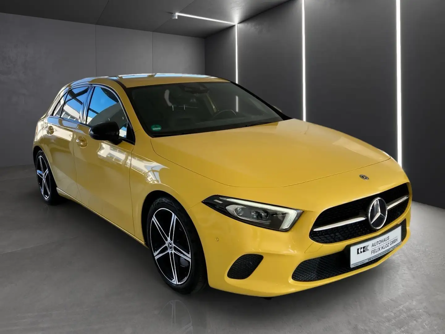 Mercedes-Benz A 220 4M Progressive*Standheiz*Distronic*Kamera* Geel - 2