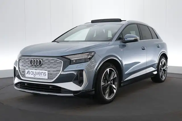 Audi Q4 e-tron 82 kWh 45 Corporate S-Line LEDER/STOF LED GPS PDC