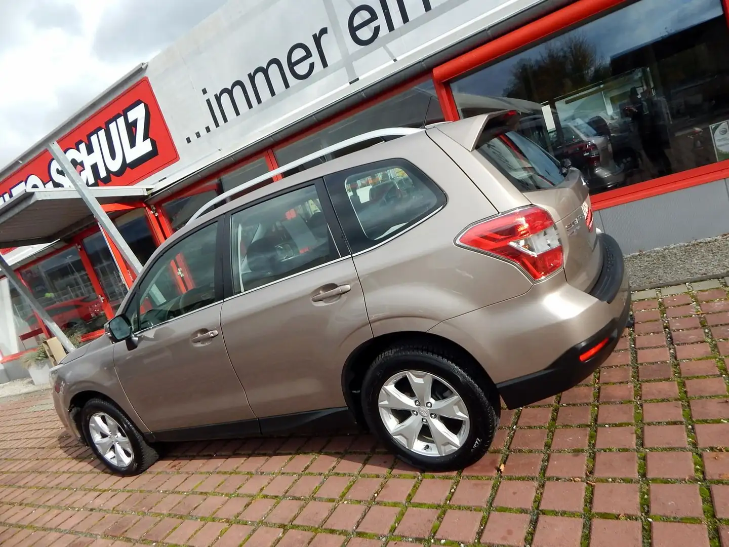 Subaru Forester Active 2.0 AHZV / RFK Beige - 2