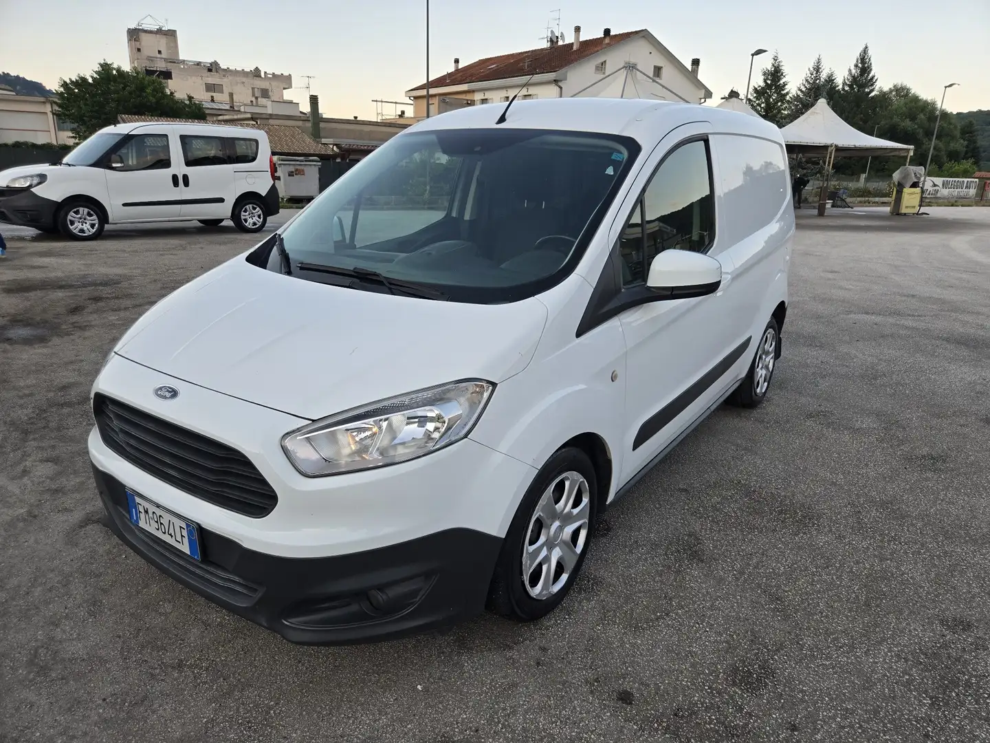 Ford Courier - 1