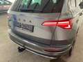 Skoda Karoq 1.5l TSI DSG Sportline NAVI/AHK/19 Zoll Grau - thumbnail 24