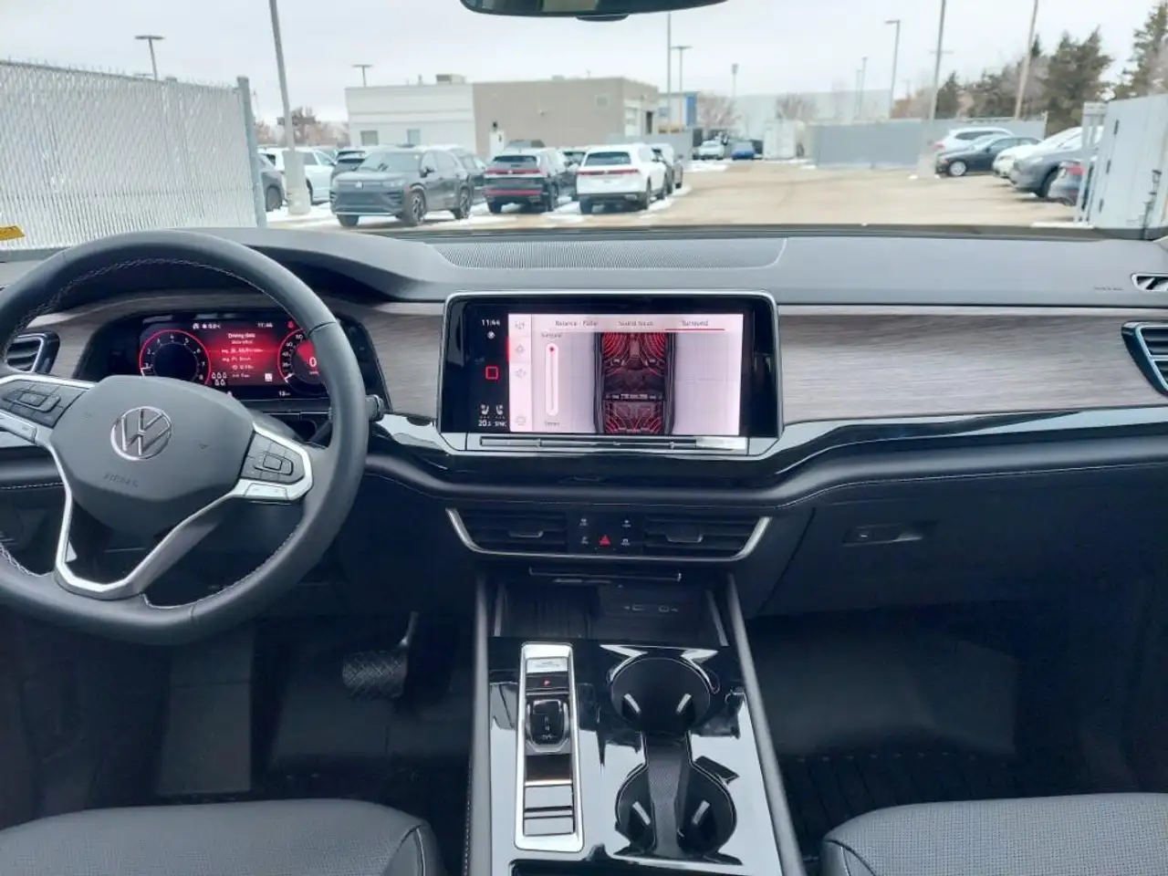 Volkswagen Atlas снимка Volkswagen Atlas