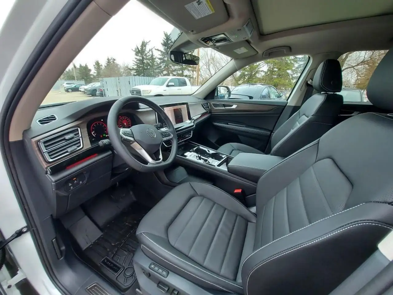 Volkswagen Atlas снимка Volkswagen Atlas