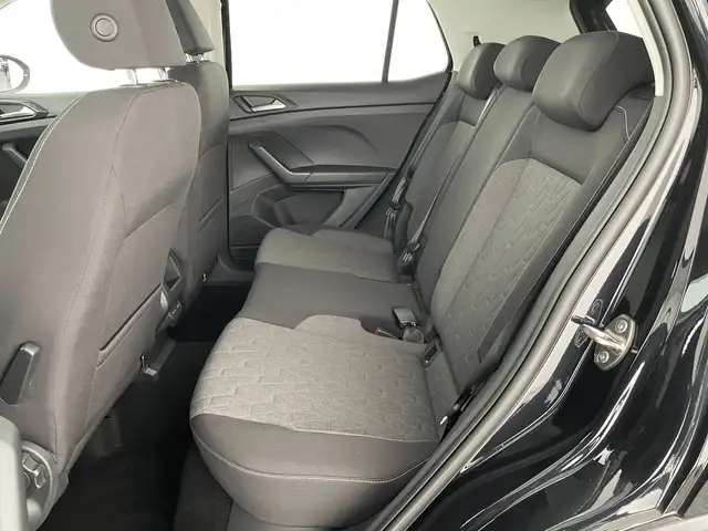 Volkswagen T-Cross view 11