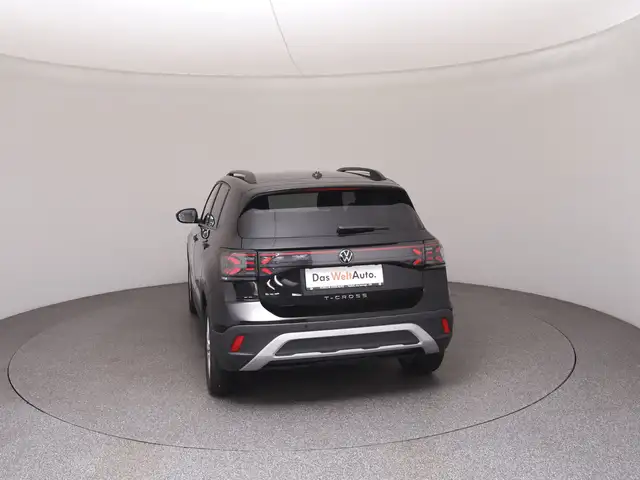 Volkswagen T-Cross view 5