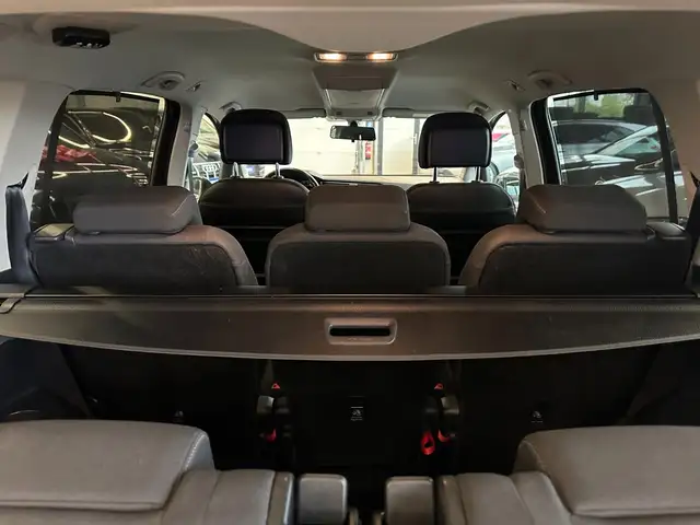 Volkswagen Touran view 7
