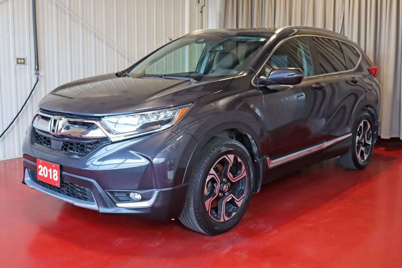 2018 Honda CR-V Touring Roomy seating and cargo space | Pleasant r