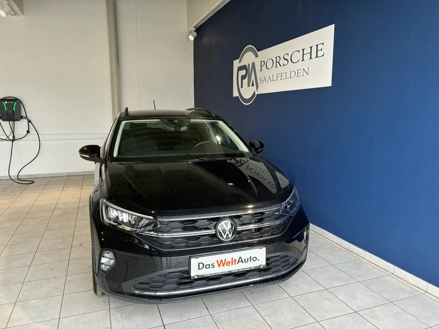 Volkswagen Taigo Friends TSI Schwarz - 2