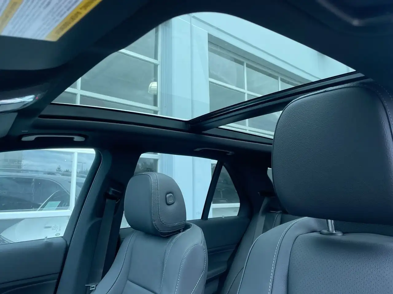 Mercedes-Benz GLE снимка Mercedes-Benz GLE
