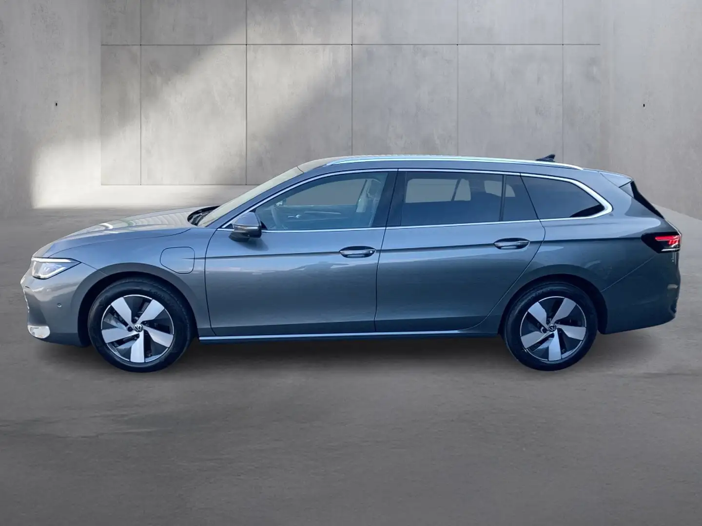 Volkswagen Passat Variant Business eHybrid 150kW Grau - 2