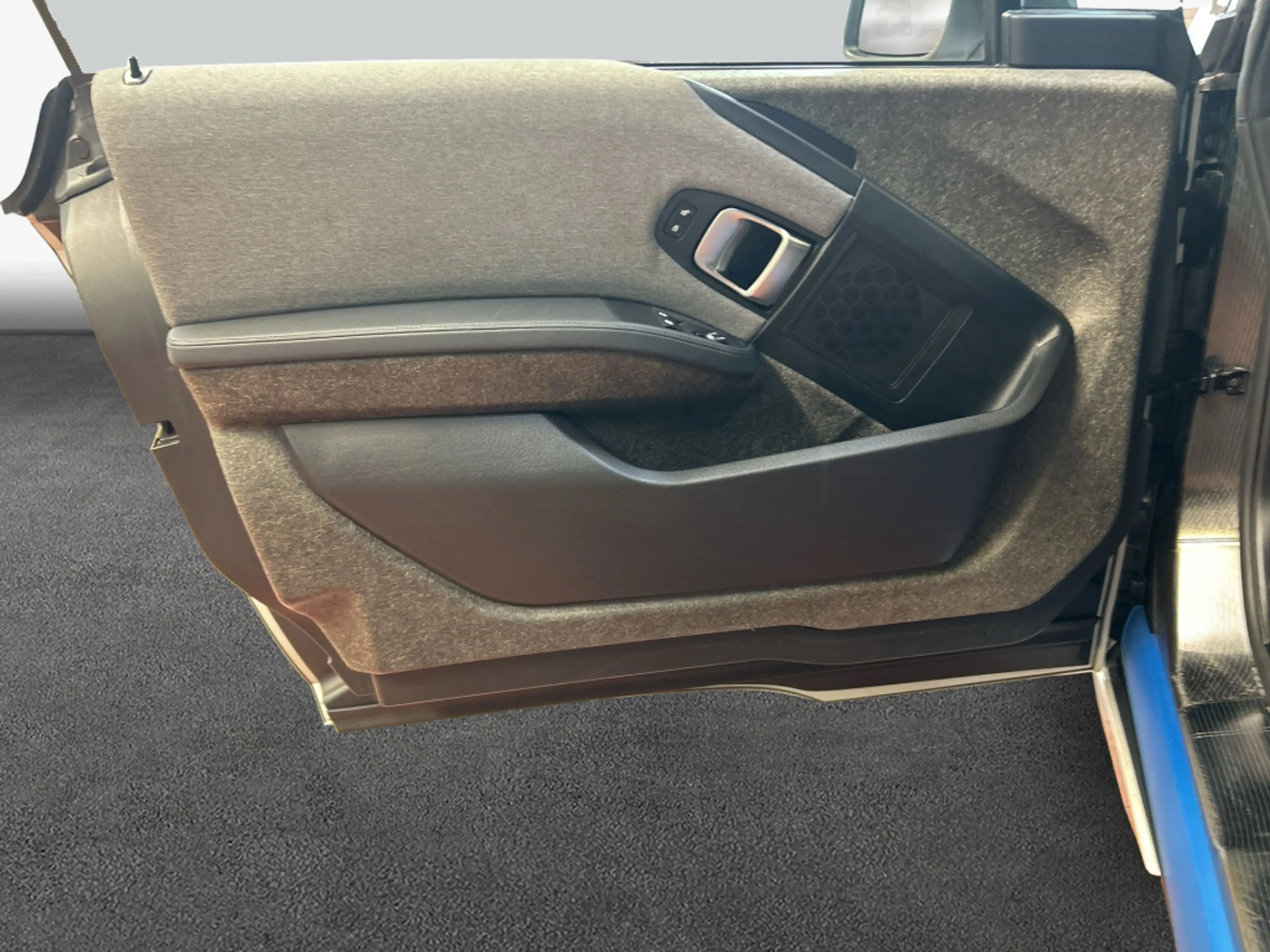 BMW i3 (120 Ah), SHZ — photo 20