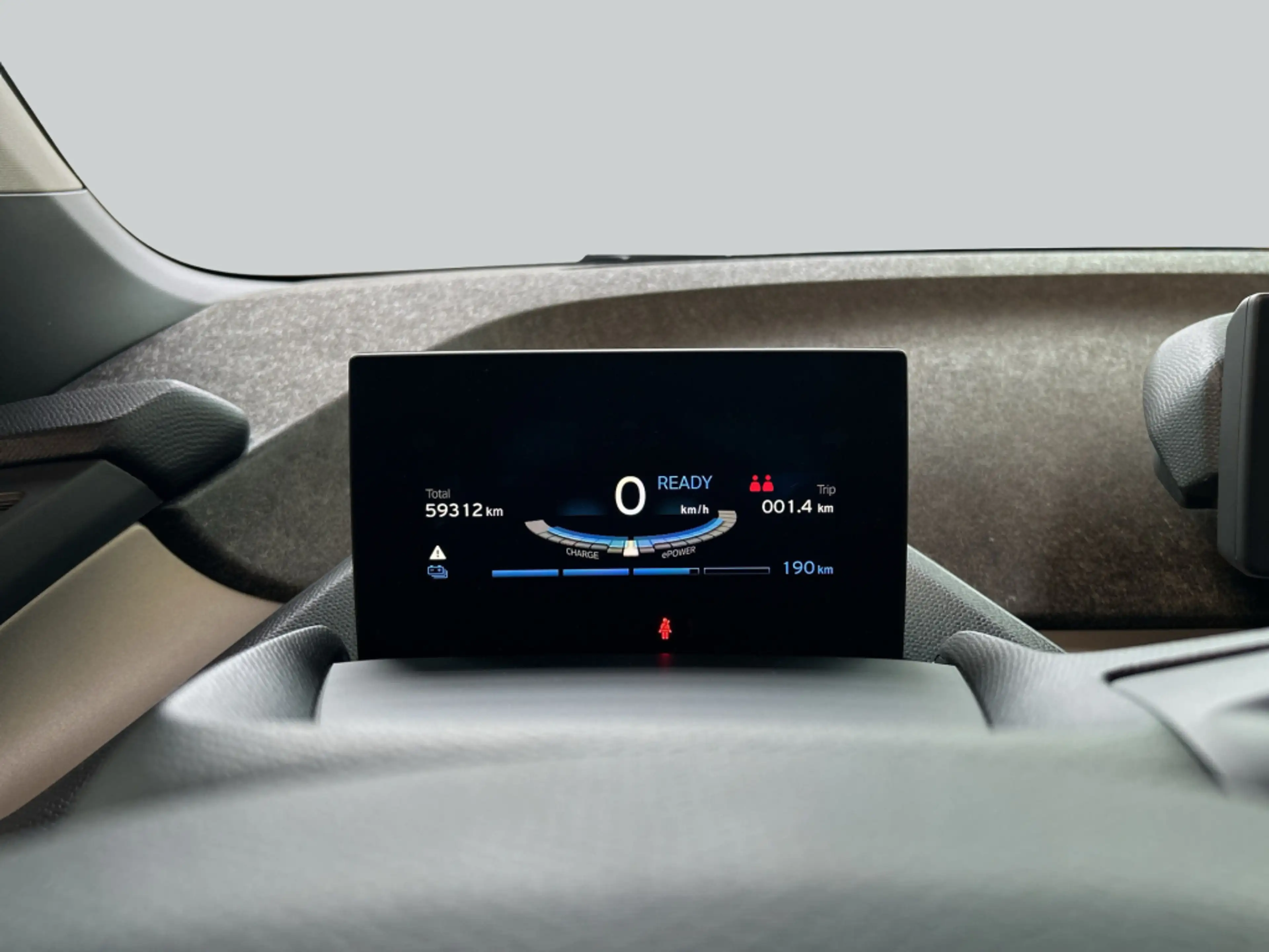 BMW i3 (120 Ah), SHZ — photo 18