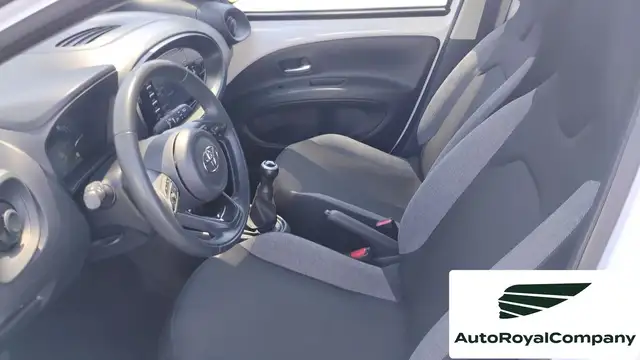Toyota Aygo X view 4
