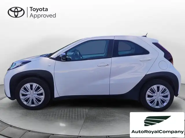 Toyota Aygo X view 9
