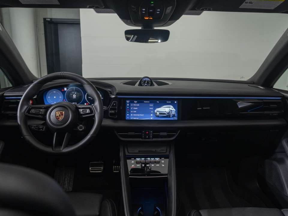 2025 Porsche Macan 4 Electric AWD thumb 10