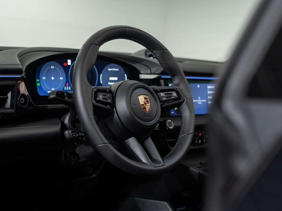 2025 Porsche Macan 4 Electric AWD thumb 29